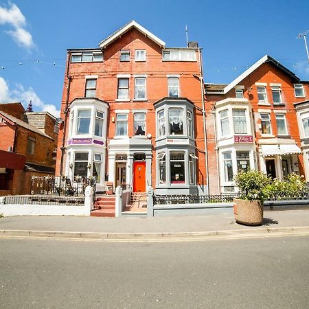 Prestige Plaza Hotel Blackpool Exterior photo